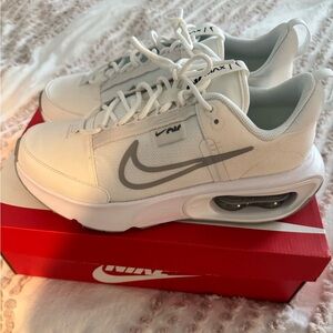 Nike AirMax INTRLK